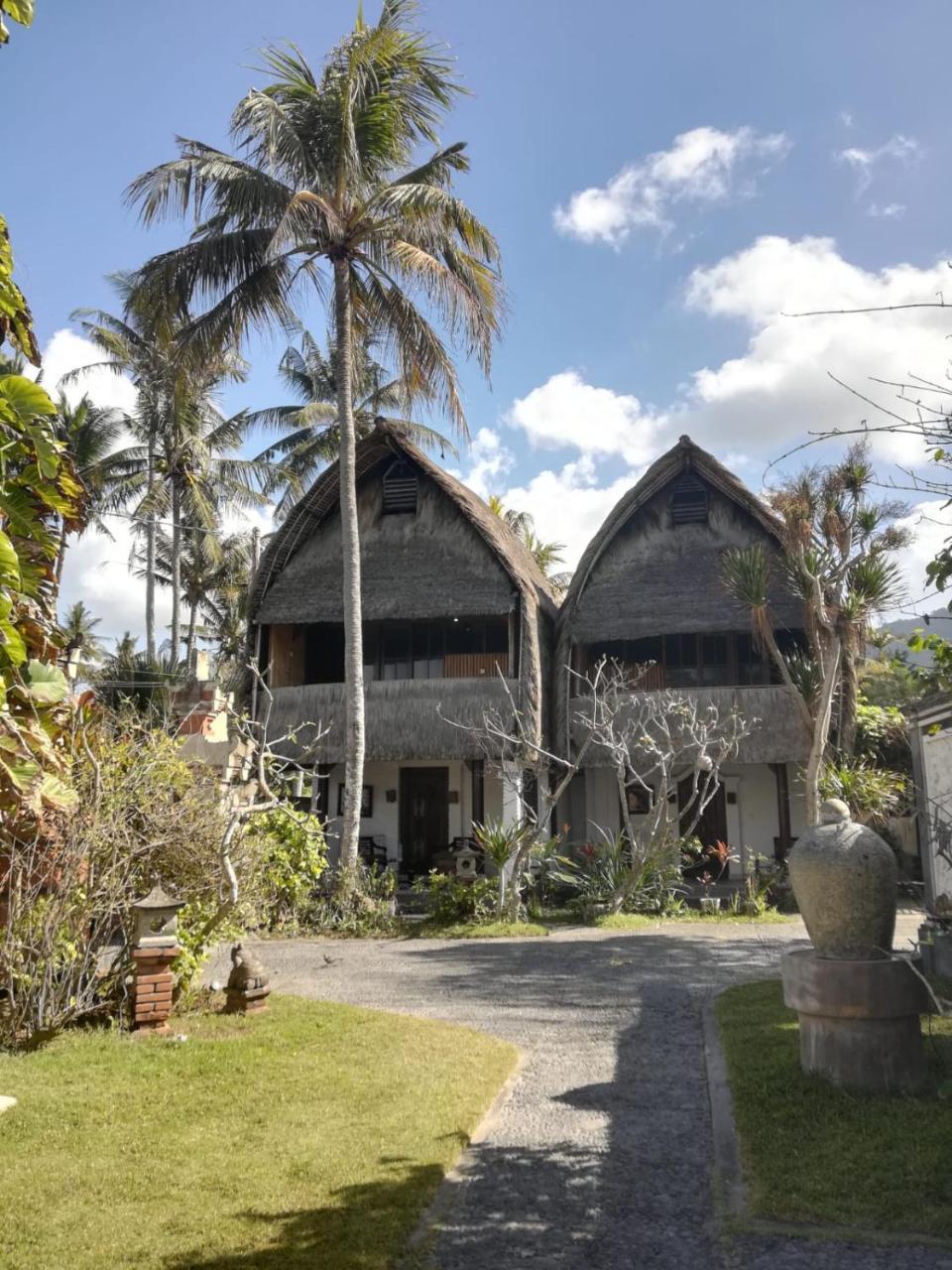 Anom Beach Hotel Candidasa Esterno foto